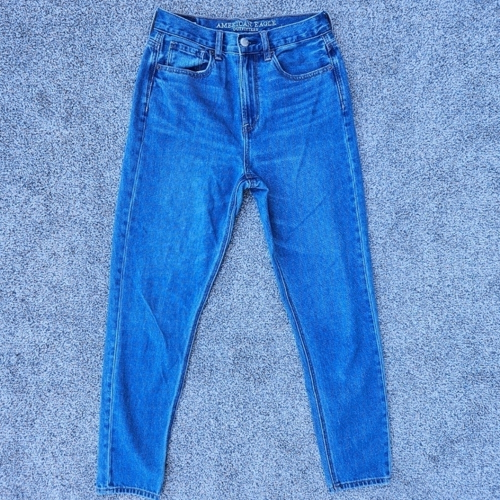 American Eagle Mom Jean Straight Leg Denim Jeans Medium Wash Women's Size 2